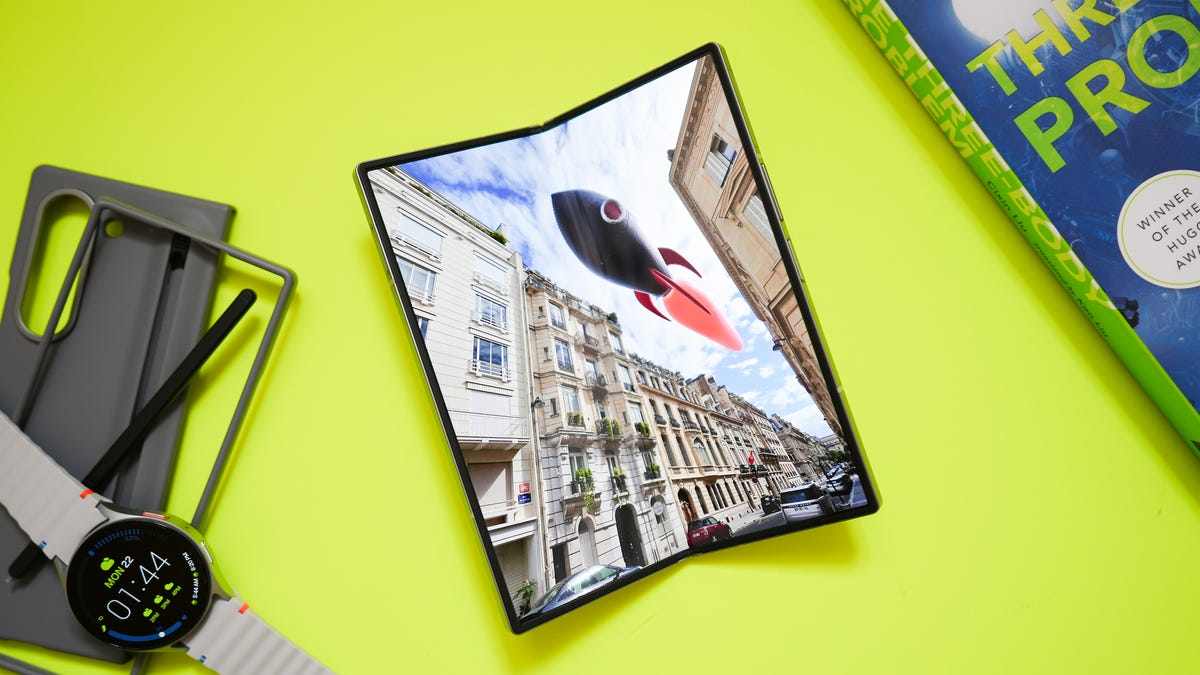 Samsung Galaxy Z Fold 6 and Z Flip 6: Redefining the