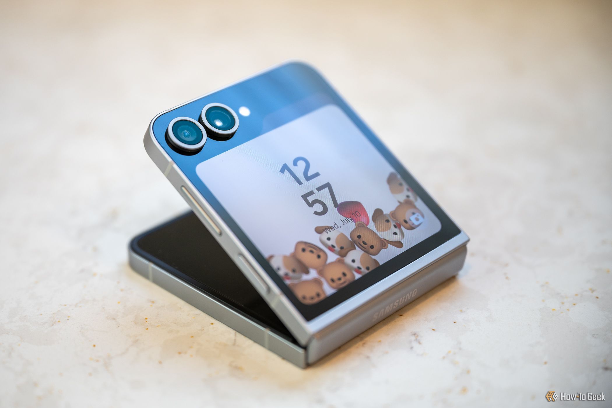 Samsung Galaxy Z Flip 6: A Refined Foldable Experience with 