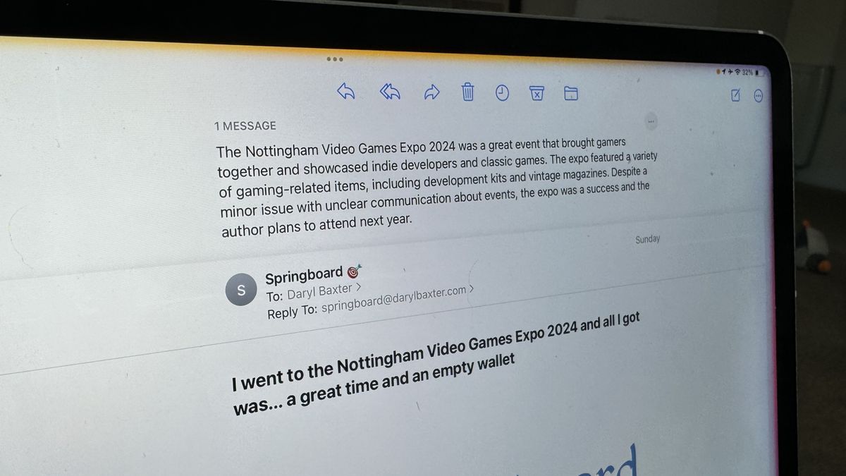 Apple Introduces AI-Powered 'Summarize' Feature in Safari