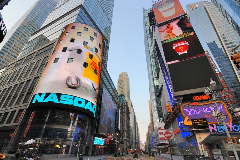 Wedbush Advises Against Panic Selling in Tech Sector Amid