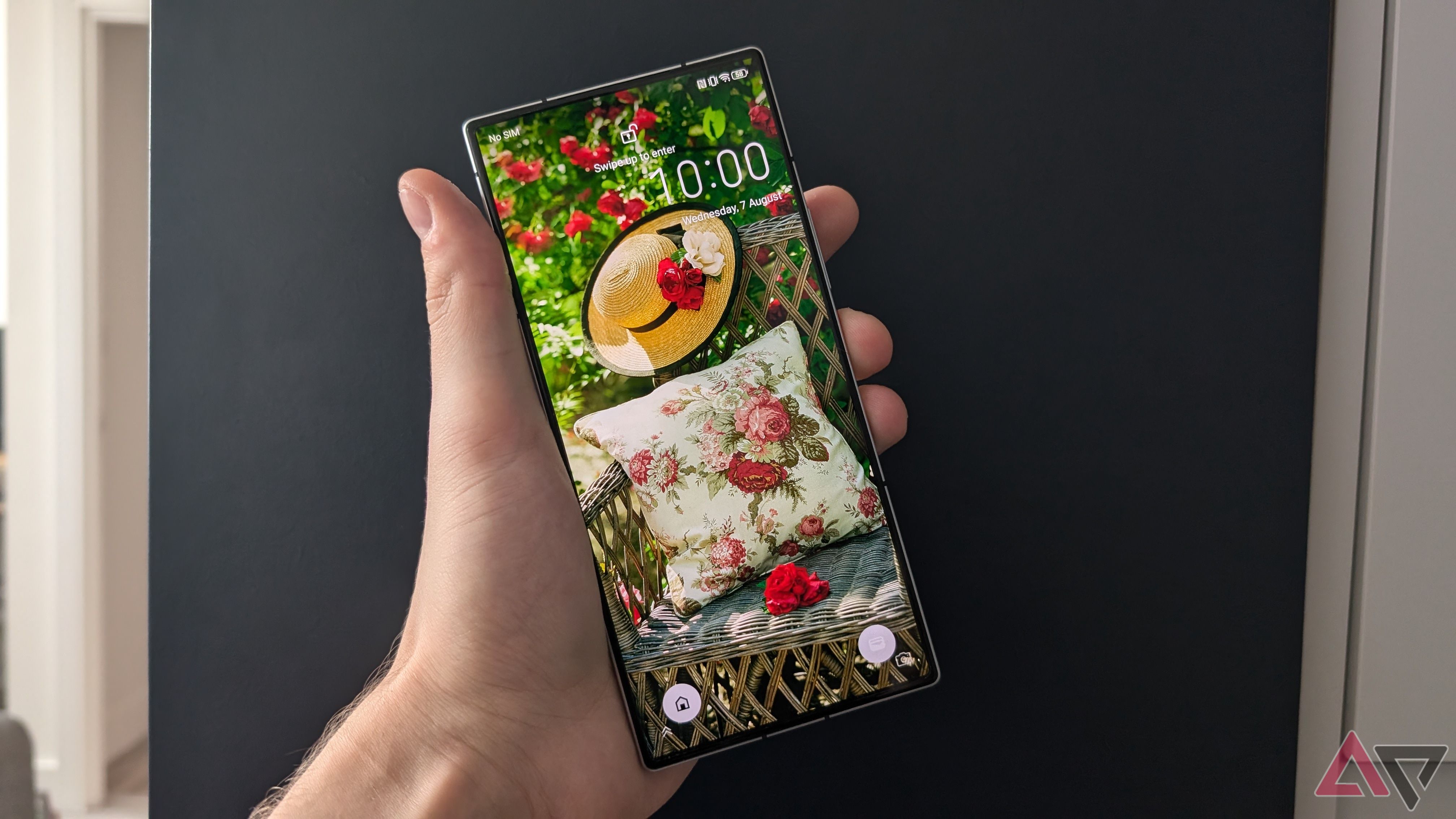 Nubia Z60 Ultra vs Google Pixel 8: A Clash of Android Titans