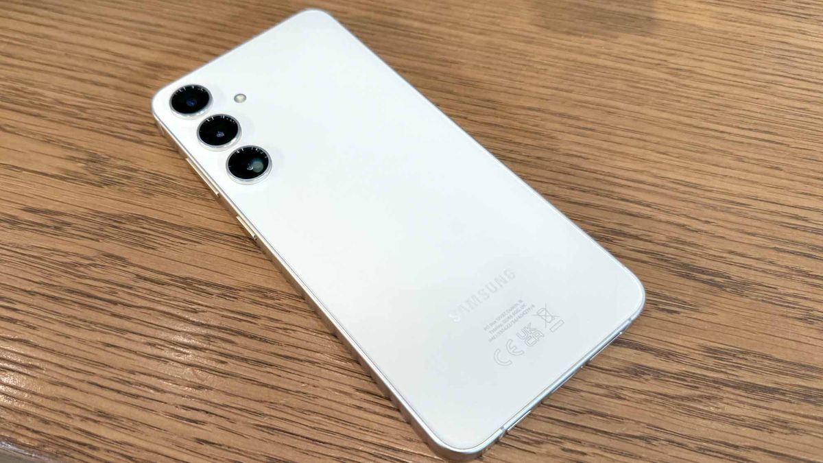 Samsung Galaxy S24 FE: Imminent Launch Anticipated