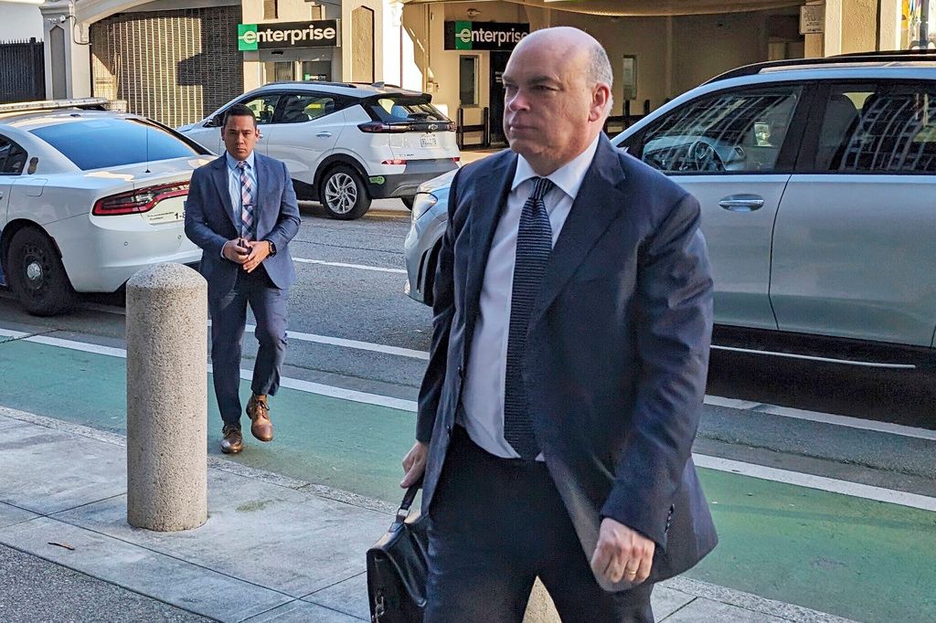 Tech Tycoon Mike Lynch Missing After Superyacht Sinks Off