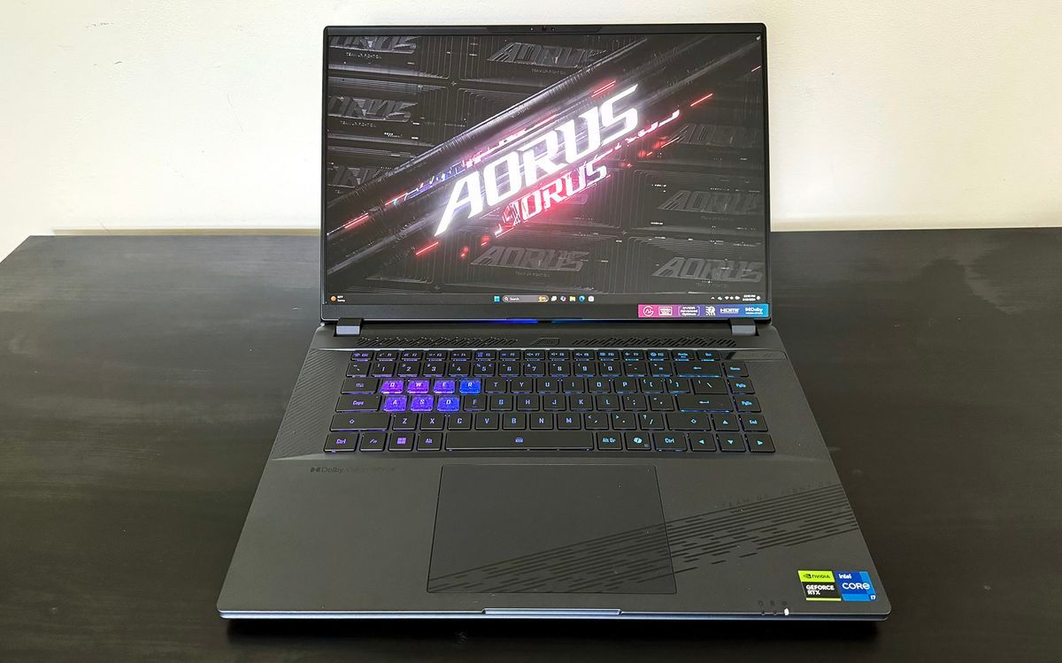 Asus ProArt P16 Challenges Dell XPS 16 in High-End Laptop