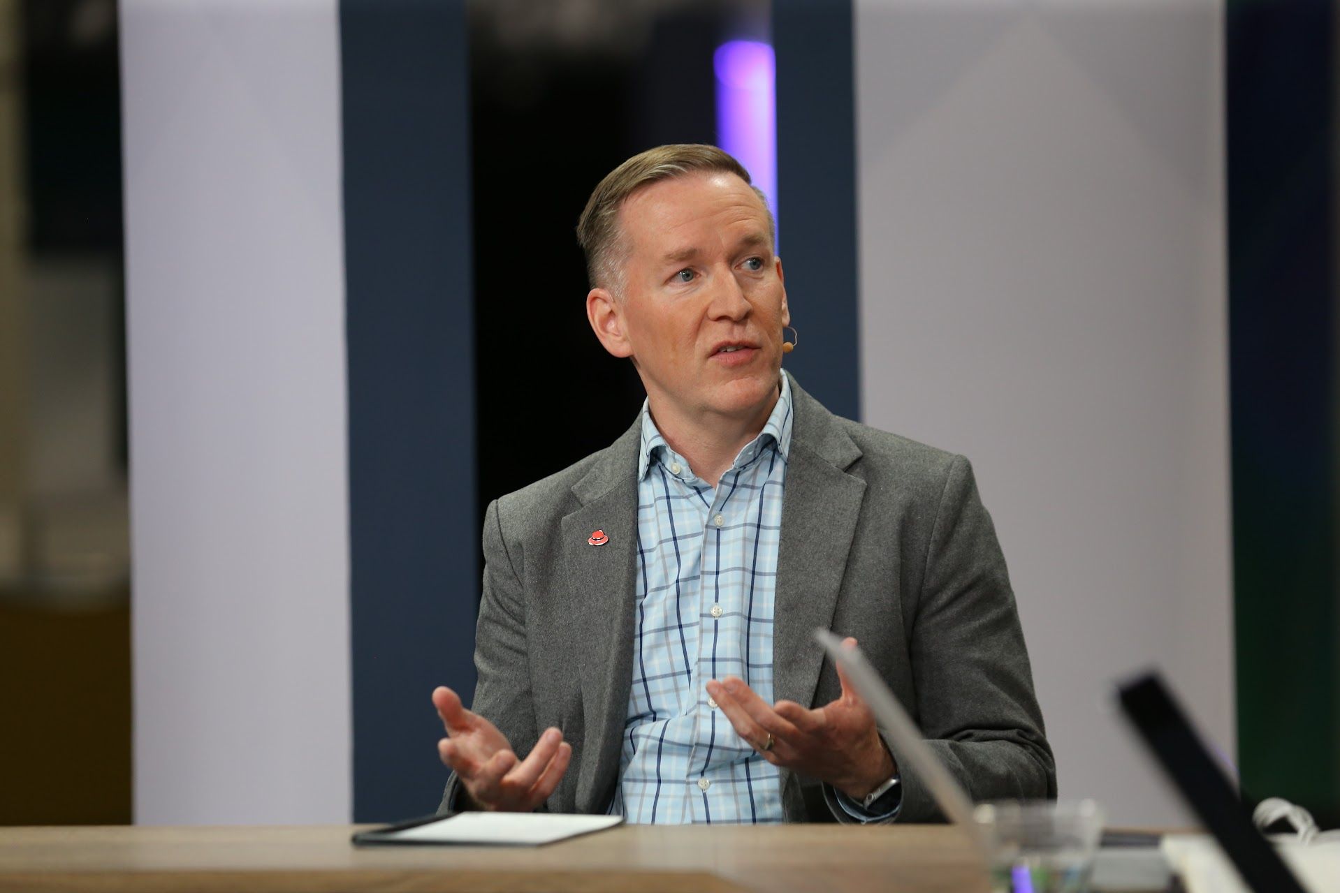 HPE Unveils Hybrid Cloud AI Solutions at HPE Discover 2024