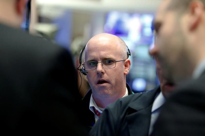 Synopsys Reports Record Revenue and Raises Outlook Amid