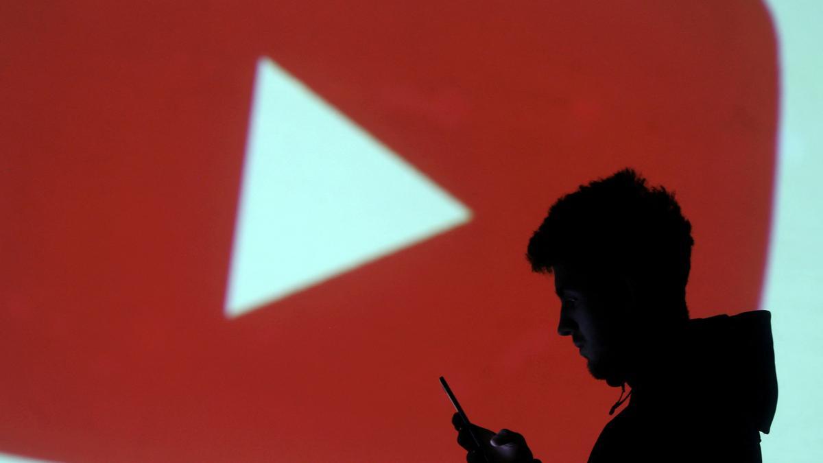 YouTube Launches AI Chatbot to Assist Users in Recovering