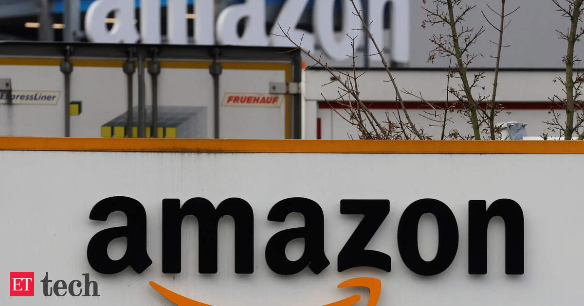 Amazon Launches AI Shopping Assistant 'Rufus' in India