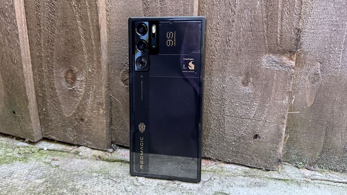RedMagic 9S Pro and Nubia Z60 Ultra: A Tale of Two