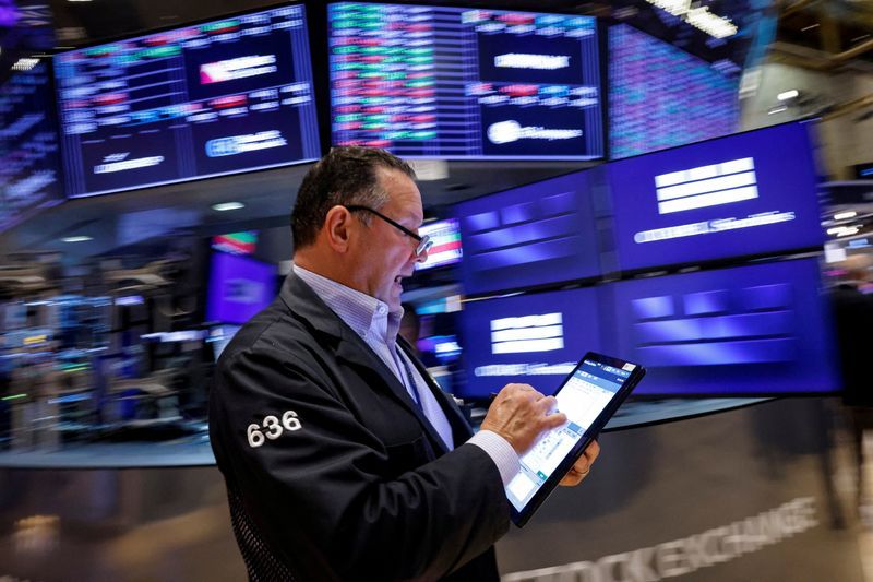 Market Selloff: Recession Fears Overshadow Rate Cut Optimism