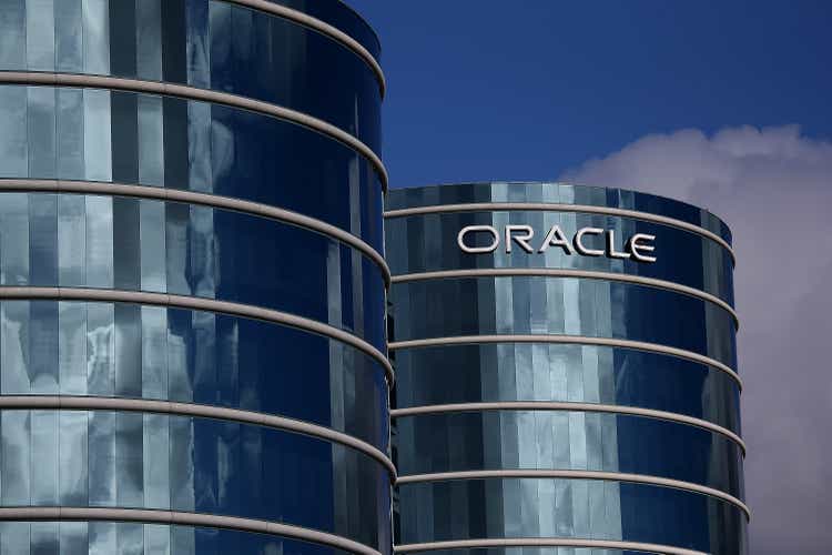 Oracle's Ambitious $100 Billion Revenue Forecast Sparks