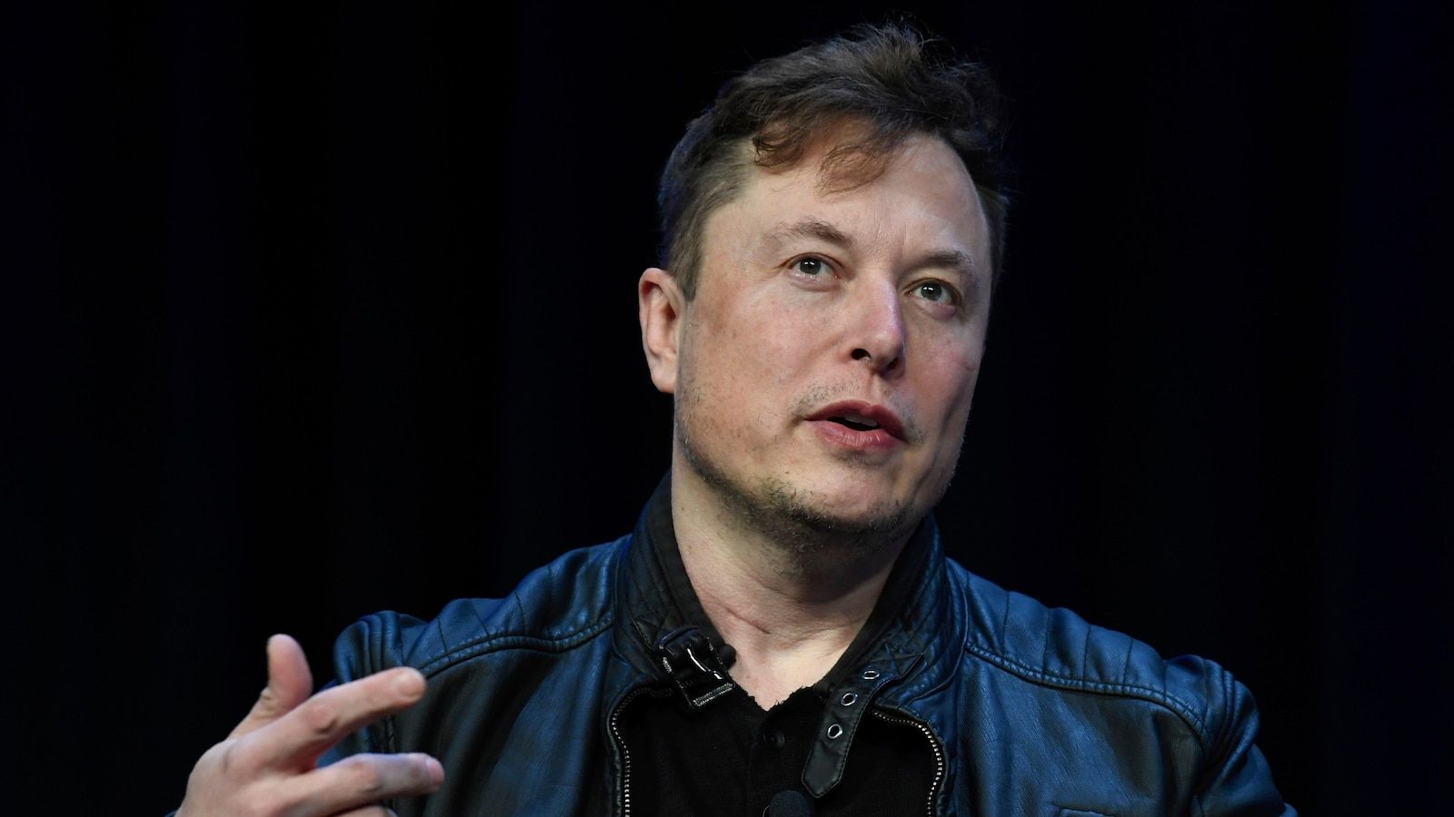 Elon Musk's Controversial Online Presence Raises Concerns