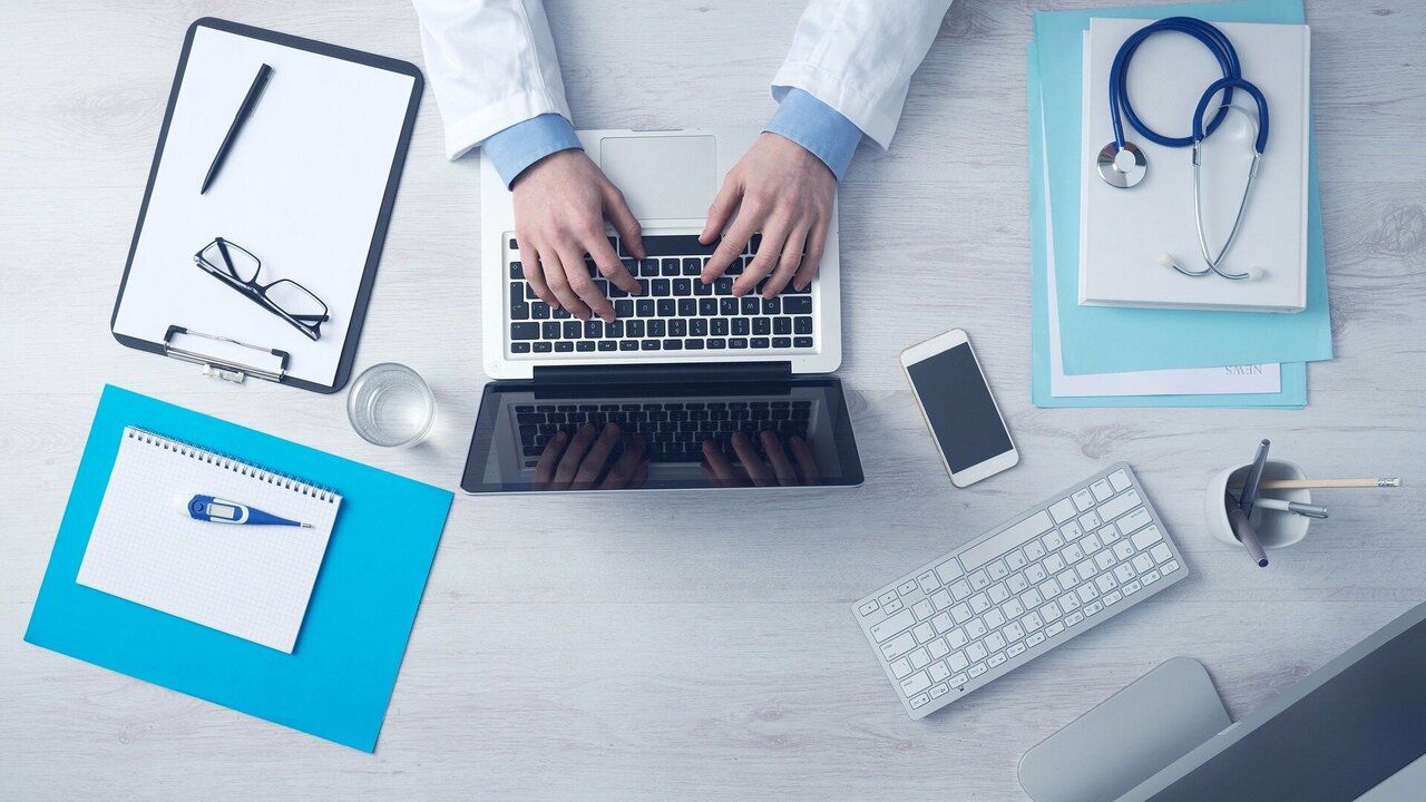 One in Five GPs Using AI for Daily Tasks, Raising Concerns