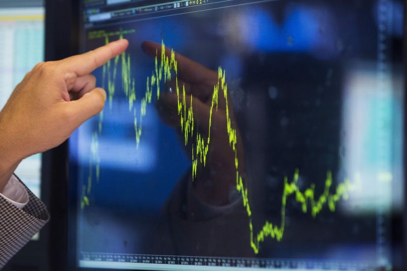 Temasek Holdings Subsidiaries and CFO Sell Significant