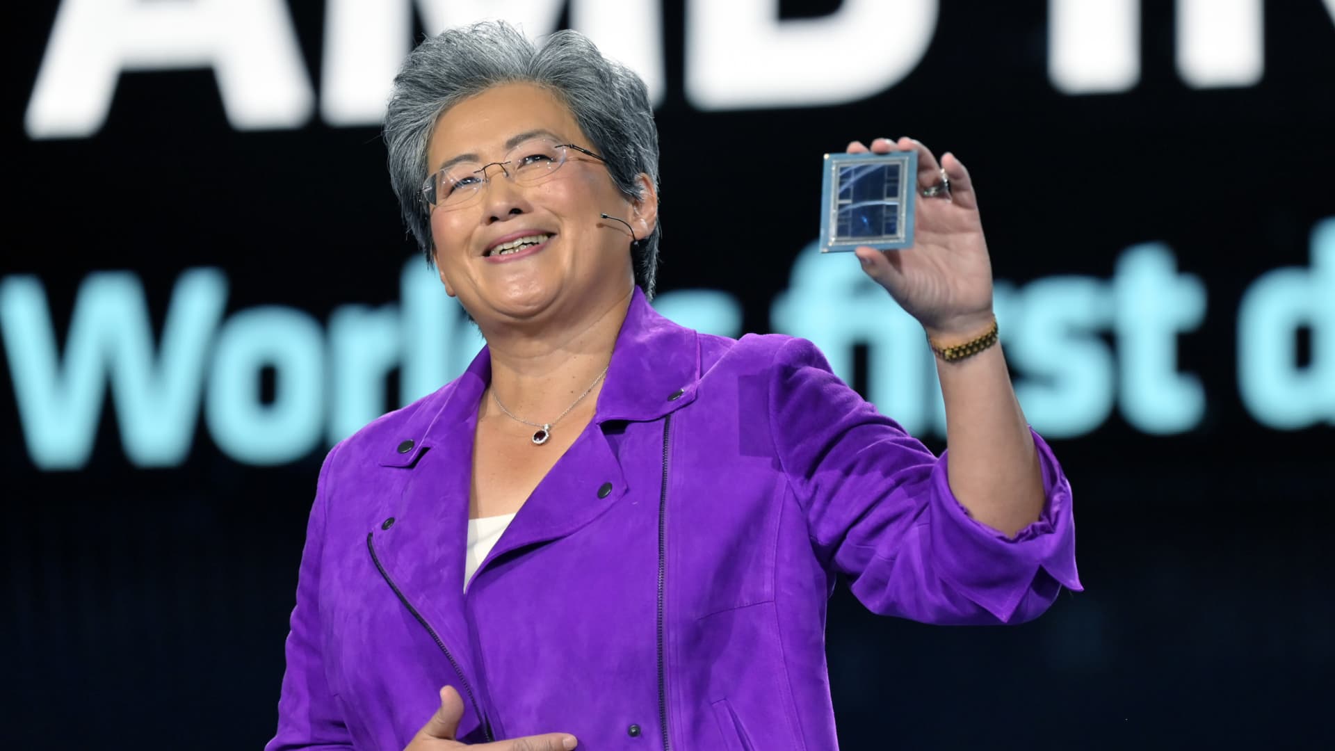 AMD CEO Challenges Nvidia's Dominance in AI Chip Market