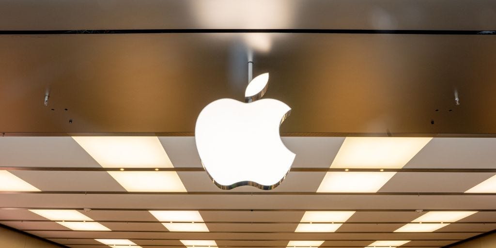 iPhone 16 Launch: Apple's AI Push Meets Mixed Customer