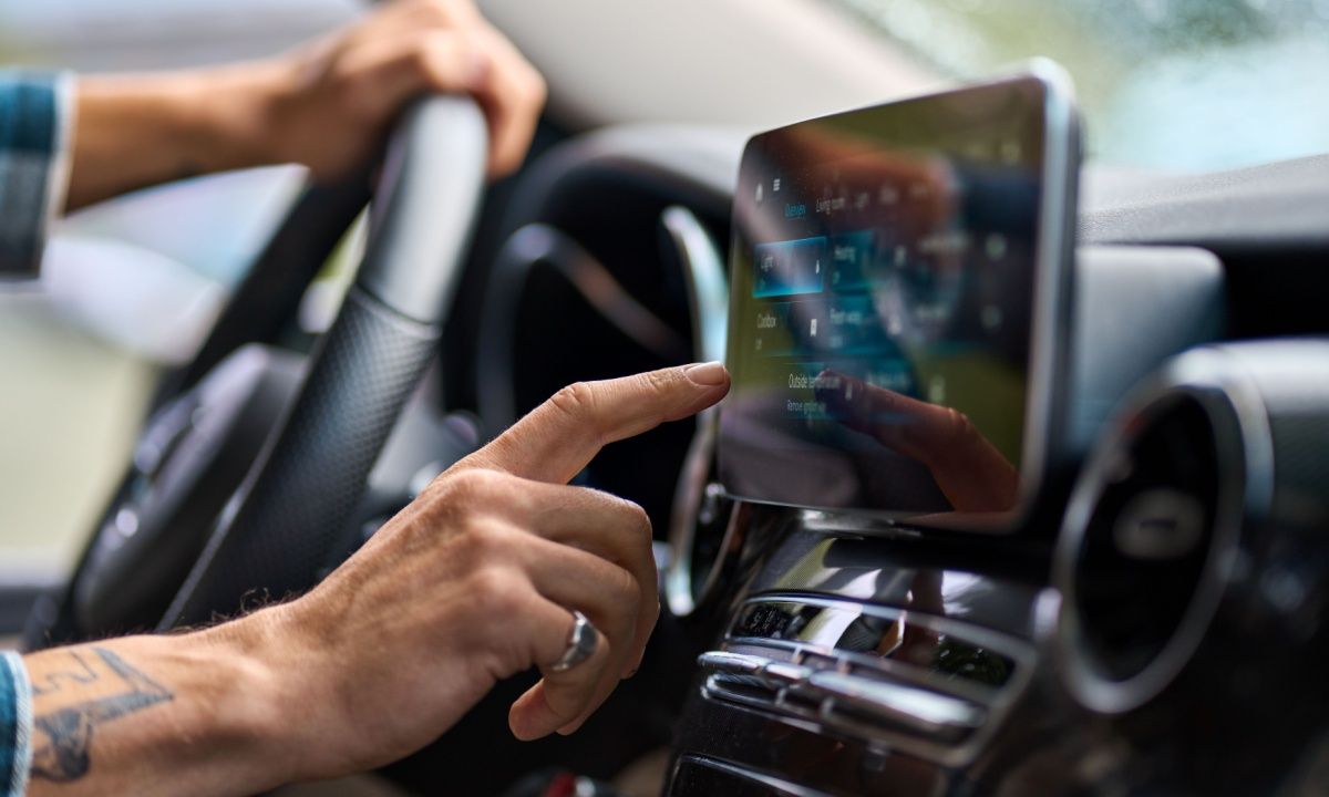 US Proposes Ban on Smart Vehicles with Chinese and Russian