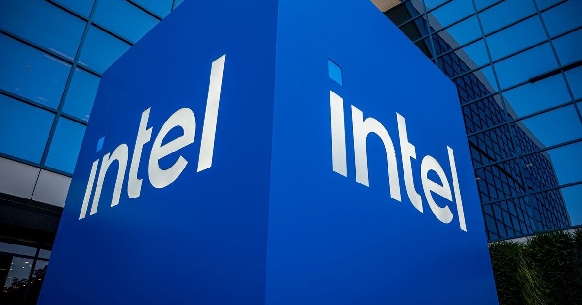 Intel's Potential Deals: Apollo's Offer and Qualcomm's