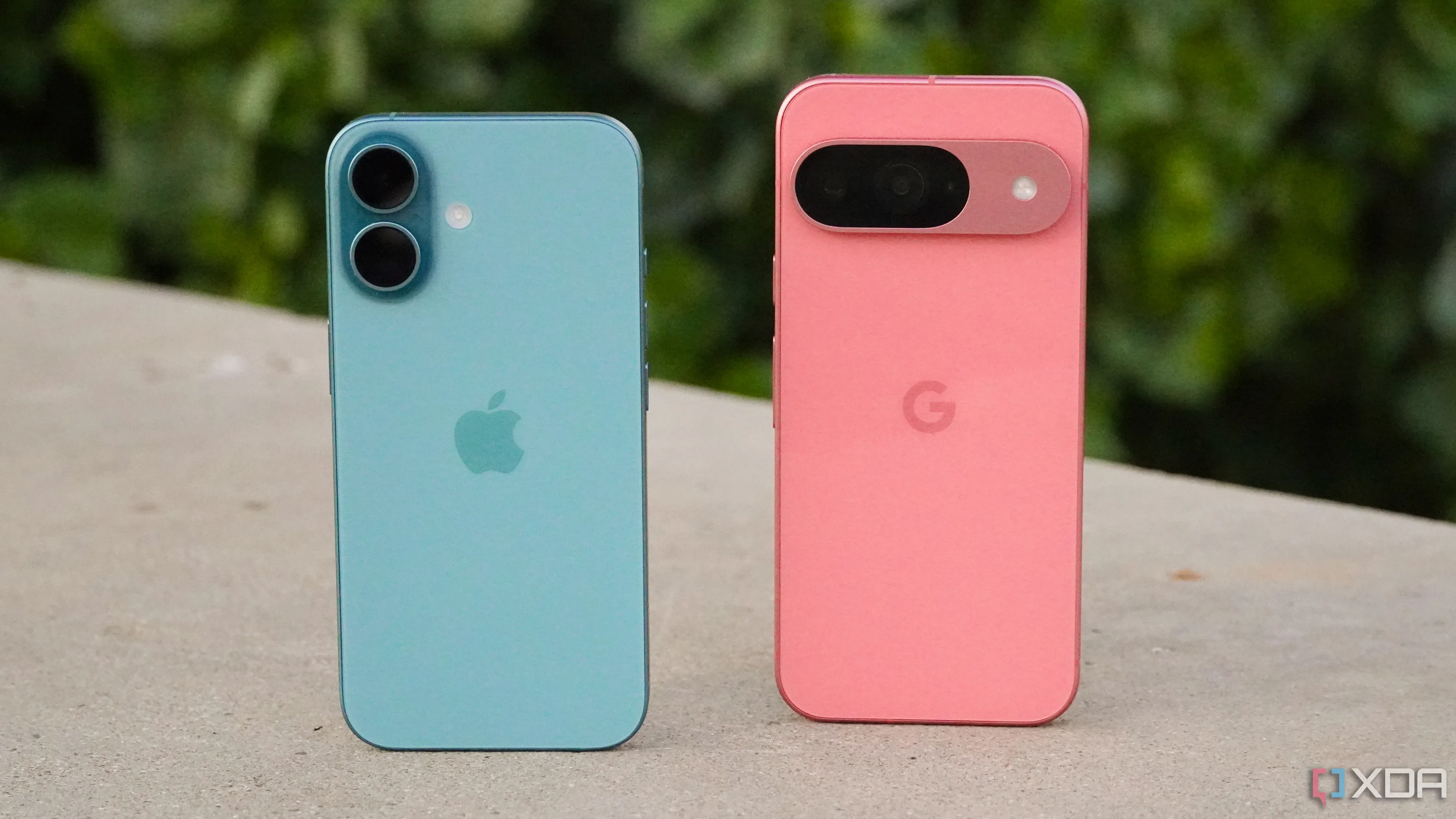 iPhone 16 Pro Max vs Google Pixel 9 Pro XL vs OnePlus 12:
