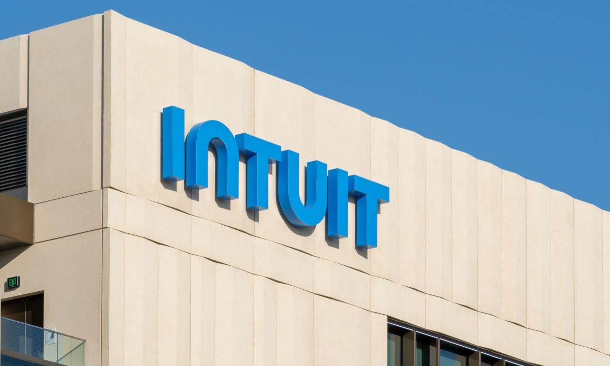 Intuit Unveils Agentic AI: Revolutionizing Consumer and