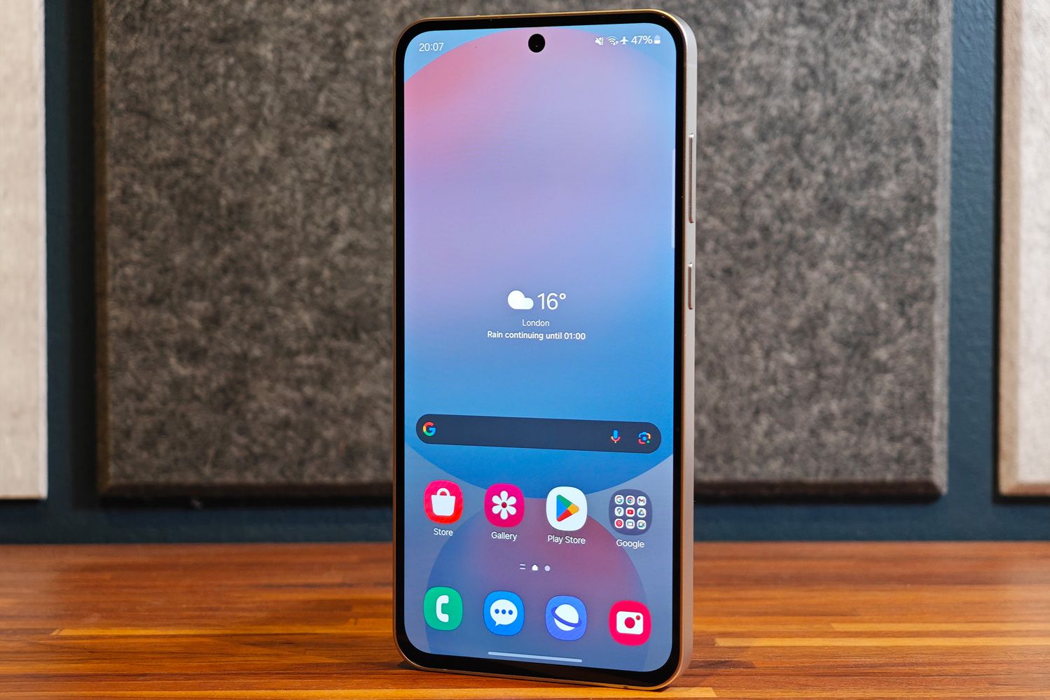 Samsung Galaxy S24 FE: A Midrange Contender with AI