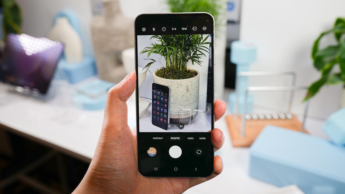 Samsung's Galaxy AI Expands to More Affordable Phones,