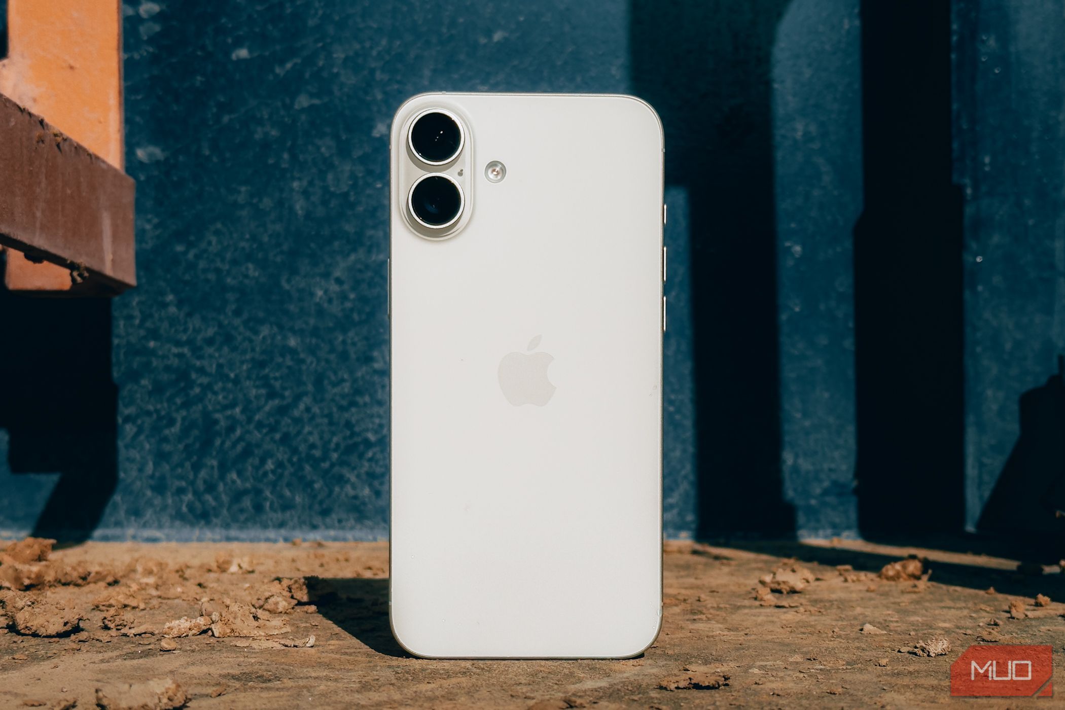 iPhone 16 Pro Max vs. Pixel 9 Pro XL: The AI Phone Face-off
