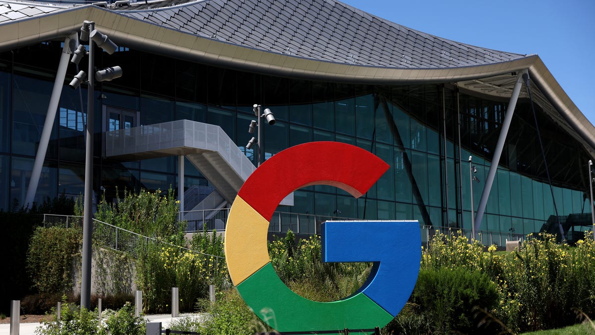 Google Advances in AI Reasoning: Challenging OpenAI's