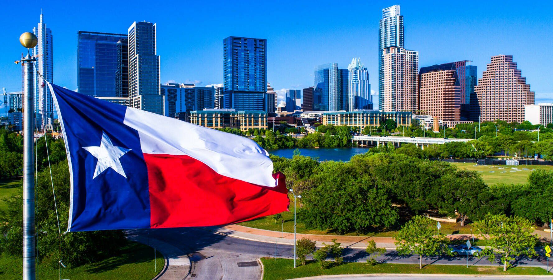 Texas Regulator Warns AI Data Centers: Build Your Own Power 