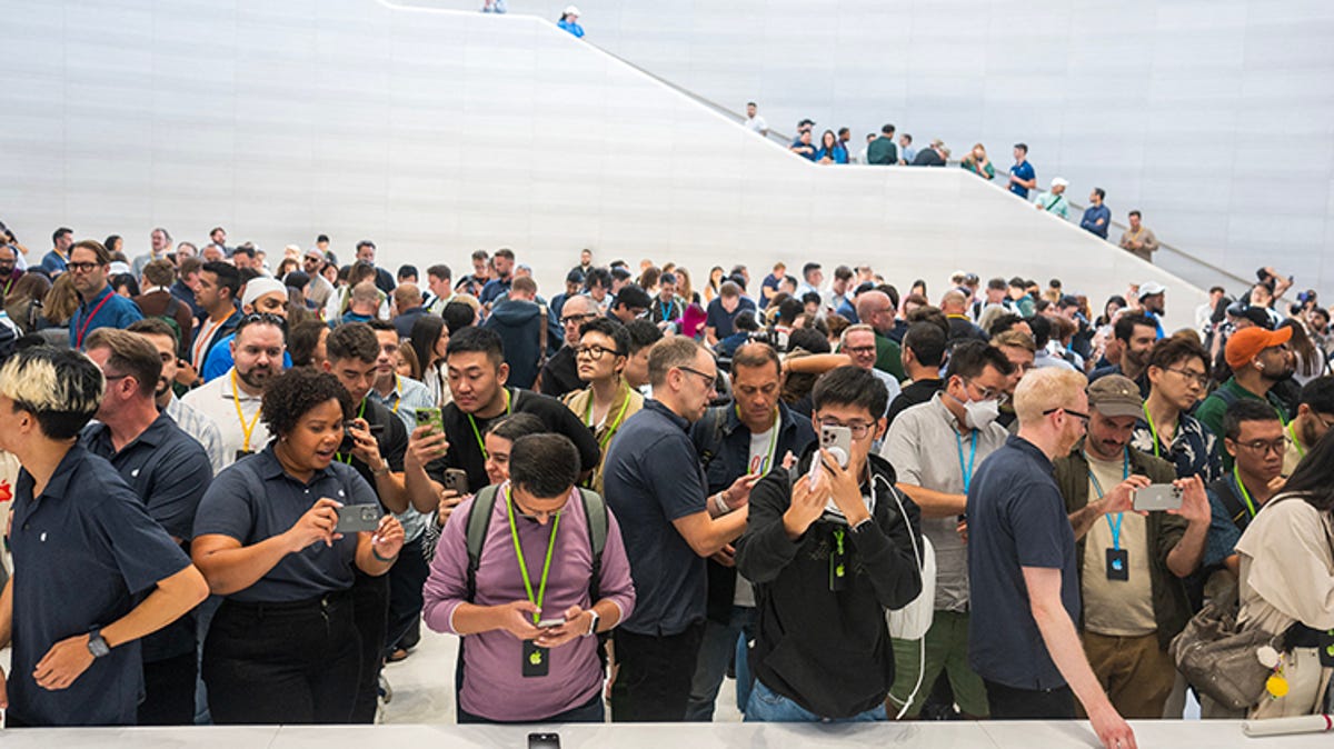 AI's Impact on Jobs: From Software Engineering to Everyday