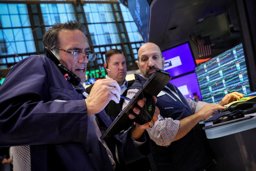 AI Stock Bubble: The Emperor's New Clothes or the Next Big