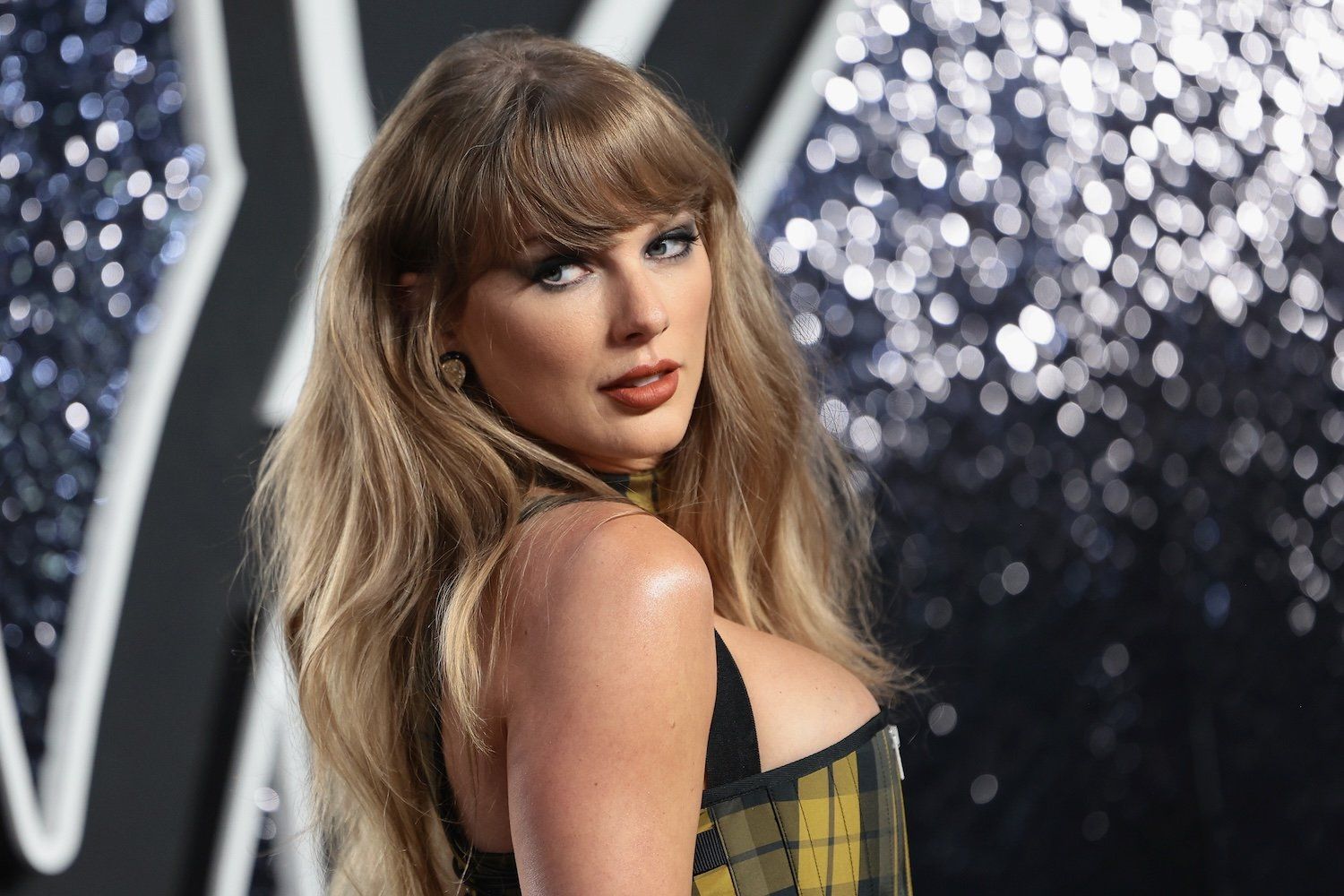AI-Powered Celebrity Deepfakes: The Rising Threat of Online 