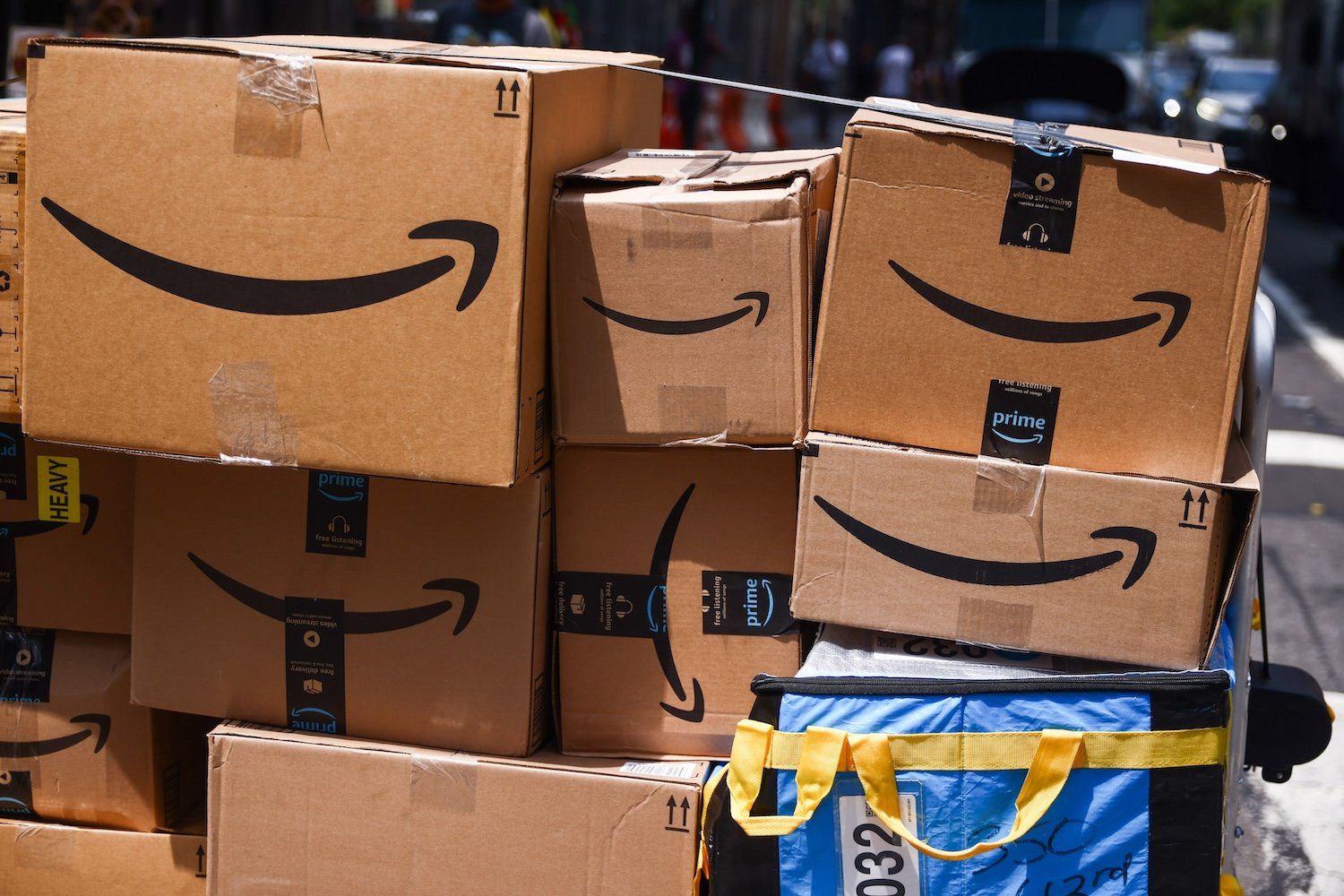 Amazon's AI Ambitions: From Shopping Guides to Autonomous