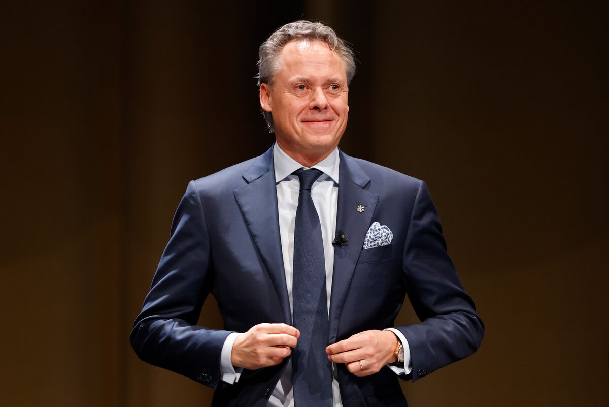 Former UBS CEO Ralph Hamers Joins AI Wealth Management