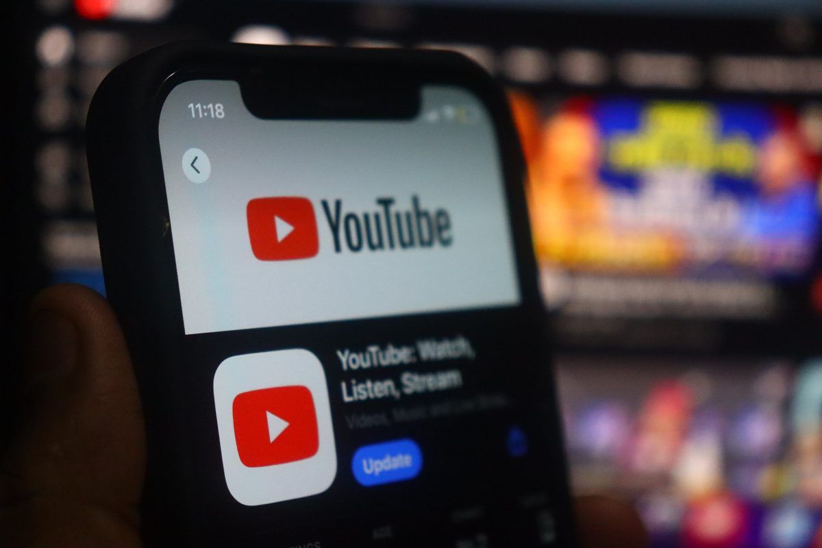Apple and Salesforce Deny Using YouTube Videos to Train AI