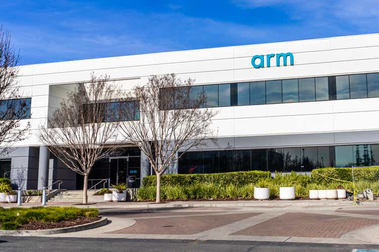Arm Holdings Poised for Growth as Edge AI Emerges as New
