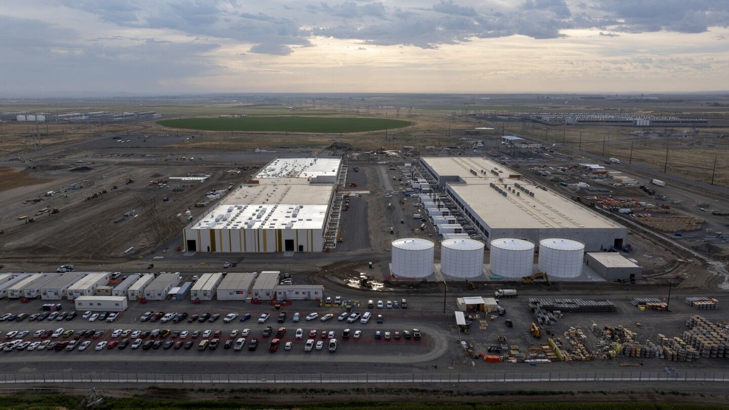 States Compete for Data Centers Amid AI Boom, Facing