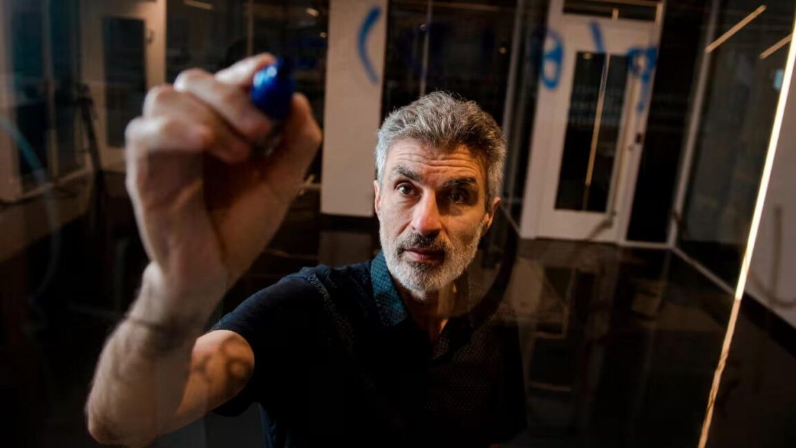 AI Pioneer Yoshua Bengio Launches LawZero to Develop Safer