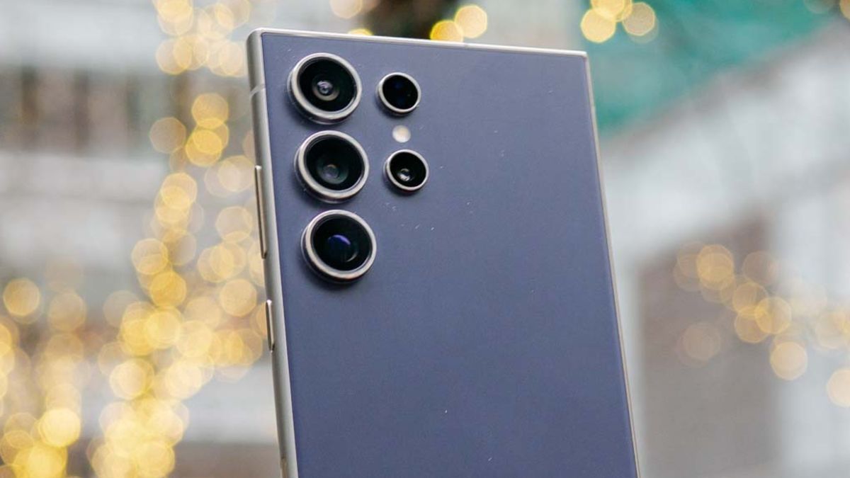Samsung Developing AI-Powered Call Summary Feature for