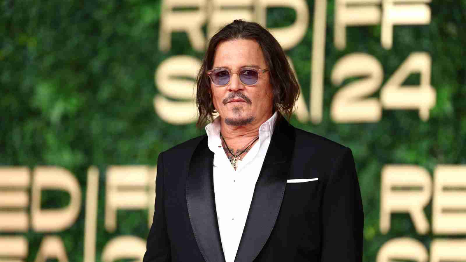 Johnny Depp Warns Fans About AI-Assisted Impersonation Scams