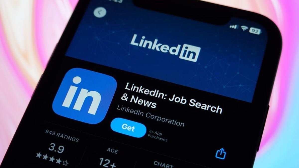 LinkedIn Introduces Free AI Tools to Revolutionize Job