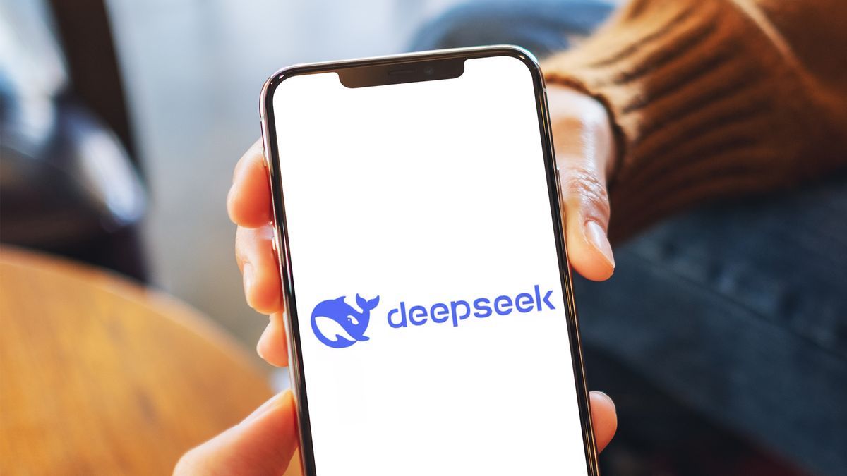 DeepSeek Faces Cyberattack Amid Rapid Rise in AI Market