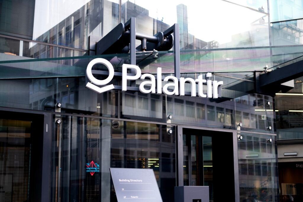 Palantir's Q4 Earnings: AI Momentum and Market Expectations