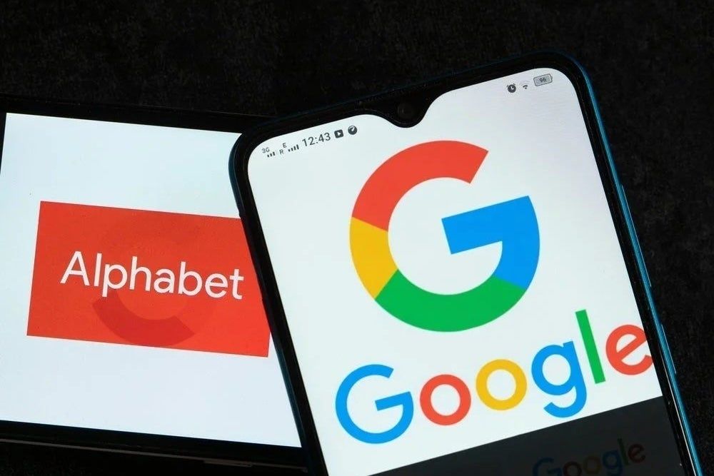 Alphabet's Q4 Earnings Preview: AI Innovations and Legal