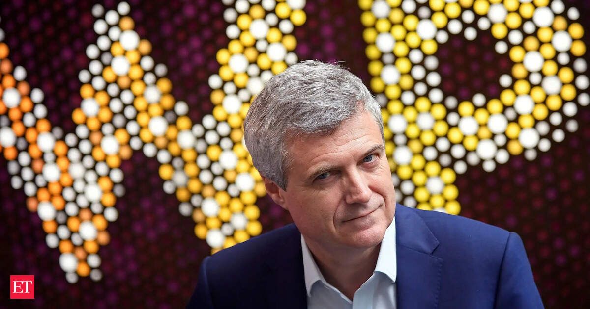 AI Drives 'Fifth Industrial Revolution' in Advertising,