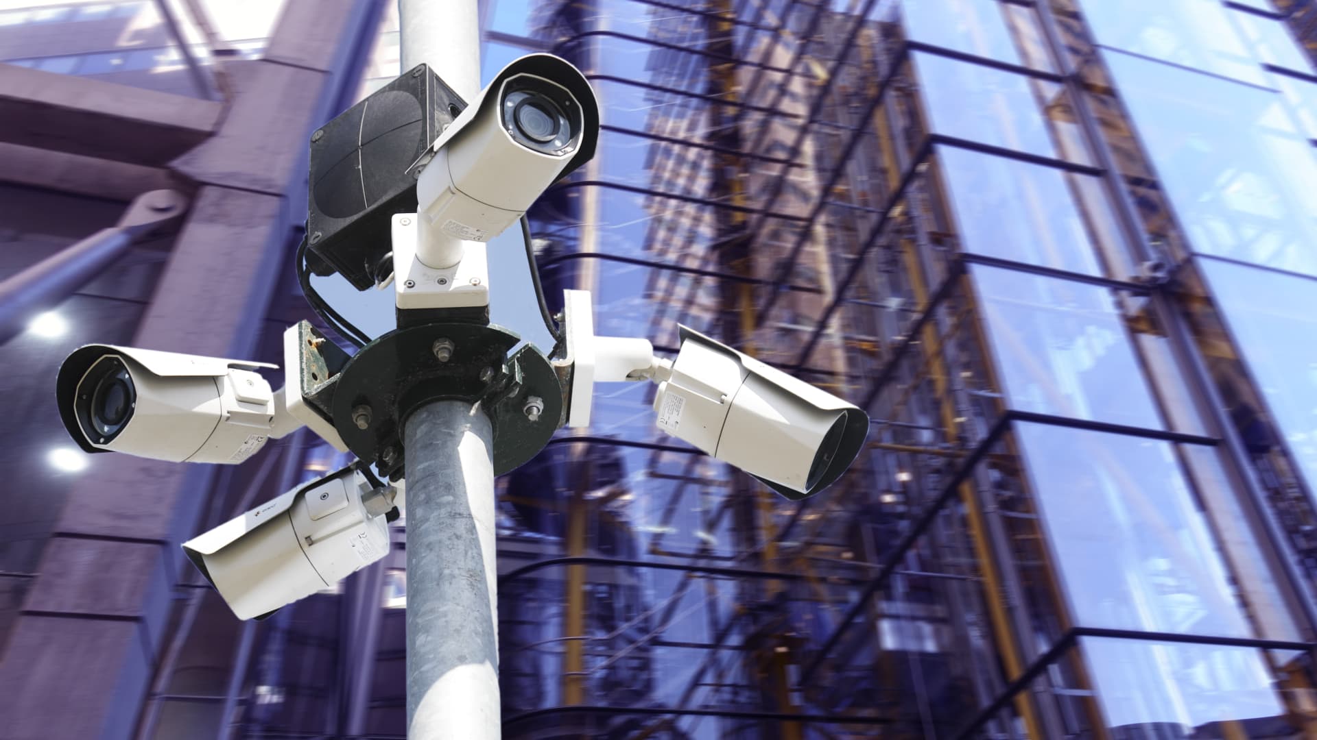 Europeans Support AI in Law Enforcement but Fear Election