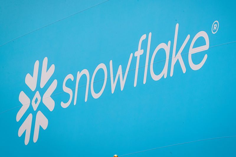 Snowflake Surges on Strong Earnings, AI Partnerships, and