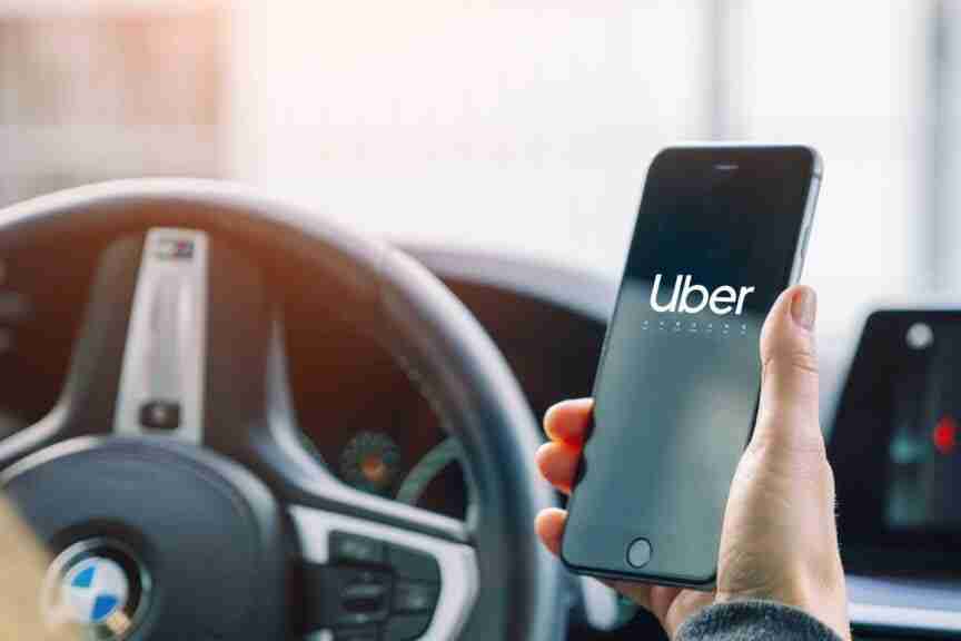 Uber Plans Strategic Investment in Autonomous Driving Firm