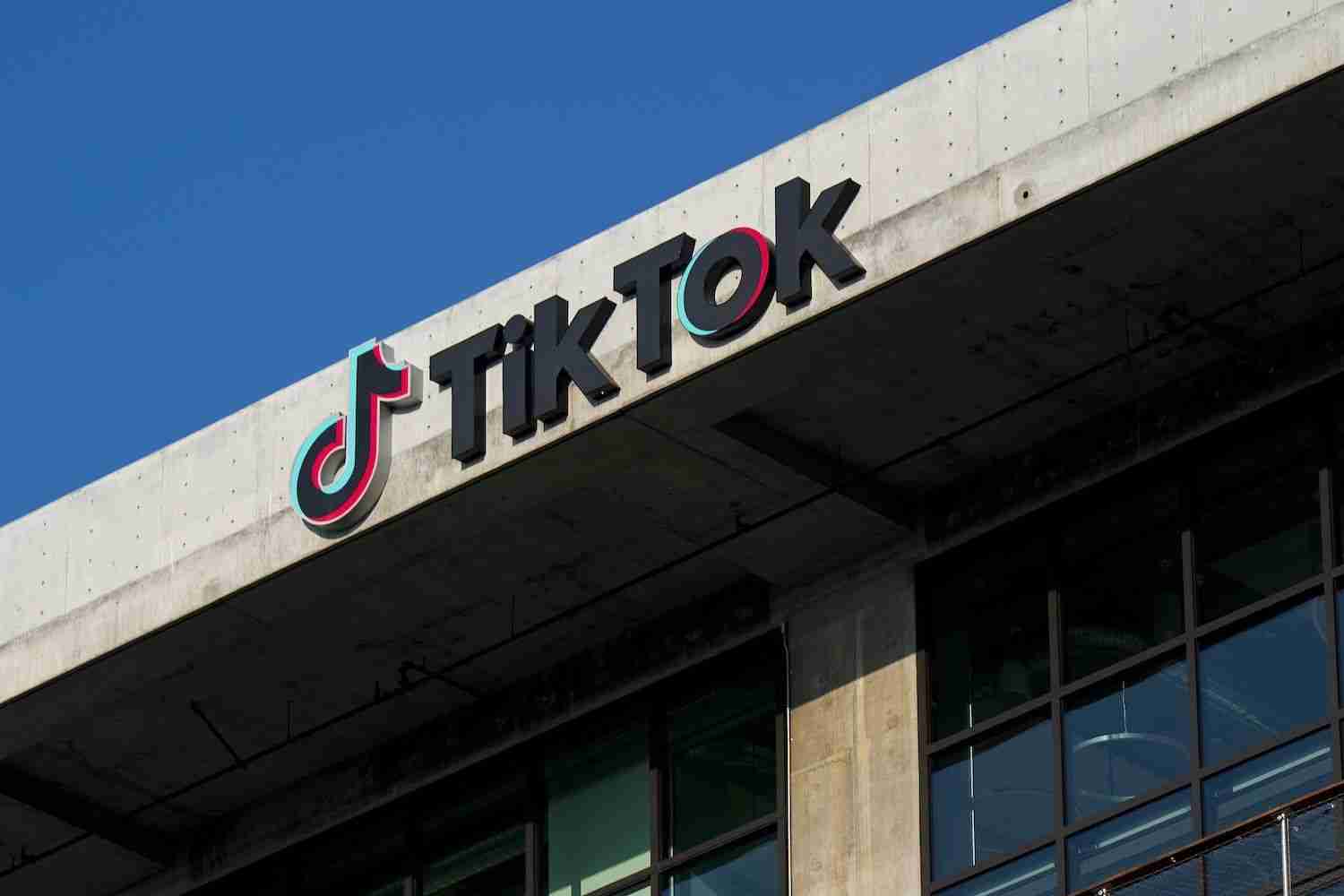 TikTok to Ban Beauty Filters for Teens Amid Mental Health