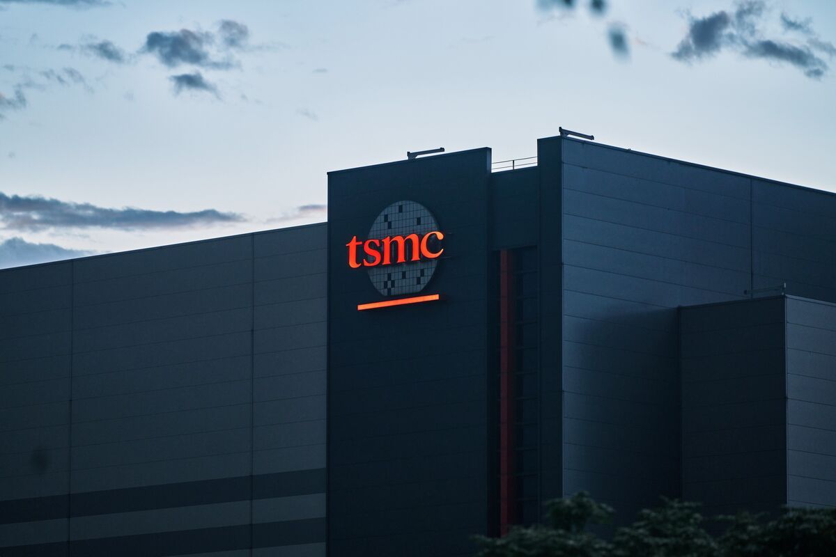 TSMC Reports 34% Revenue Surge in November, Driven by AI